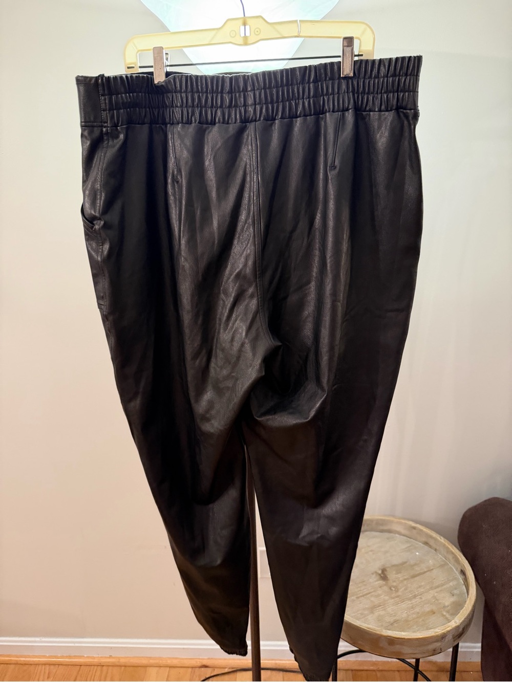 SPANX Faux Leather Jogger Pants 3X Black Plus Size High Rise Tapered - Picture 3 of 7